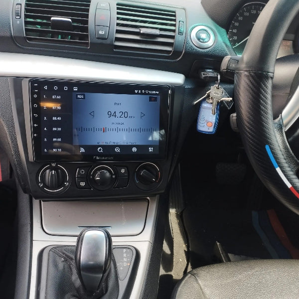 CarPlay BMW E88 2004-2011